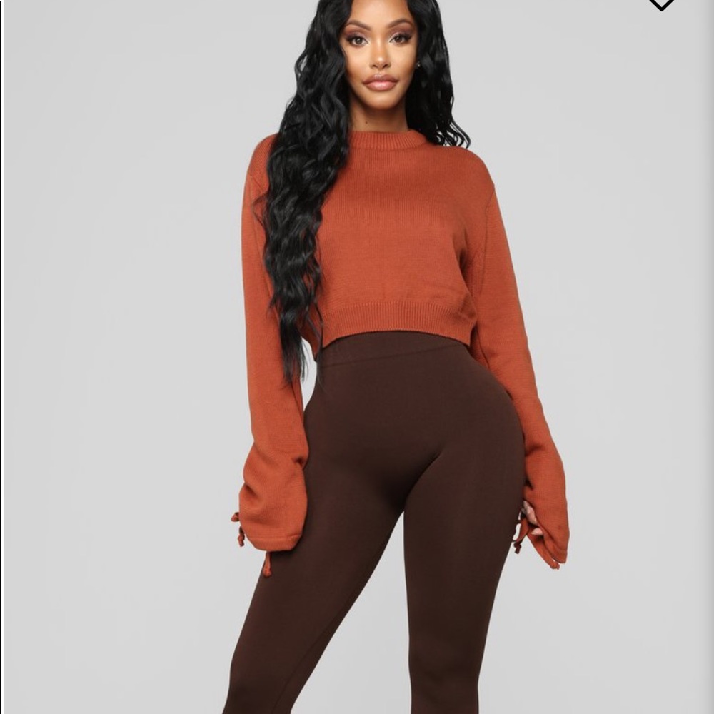 Fashion Nova- Look at her go sweater